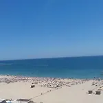 River View アパート *