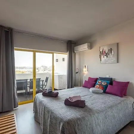 River View Apartment *