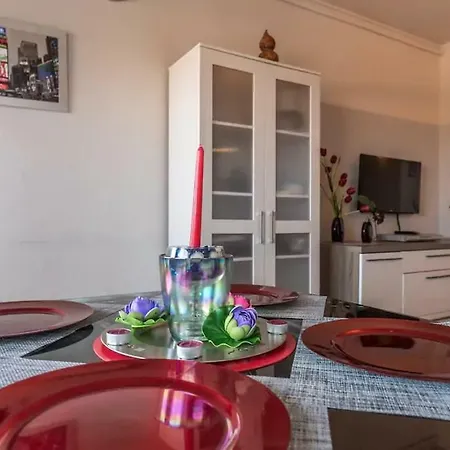 River View アパート *